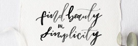 lizzie_frett's profile banner image