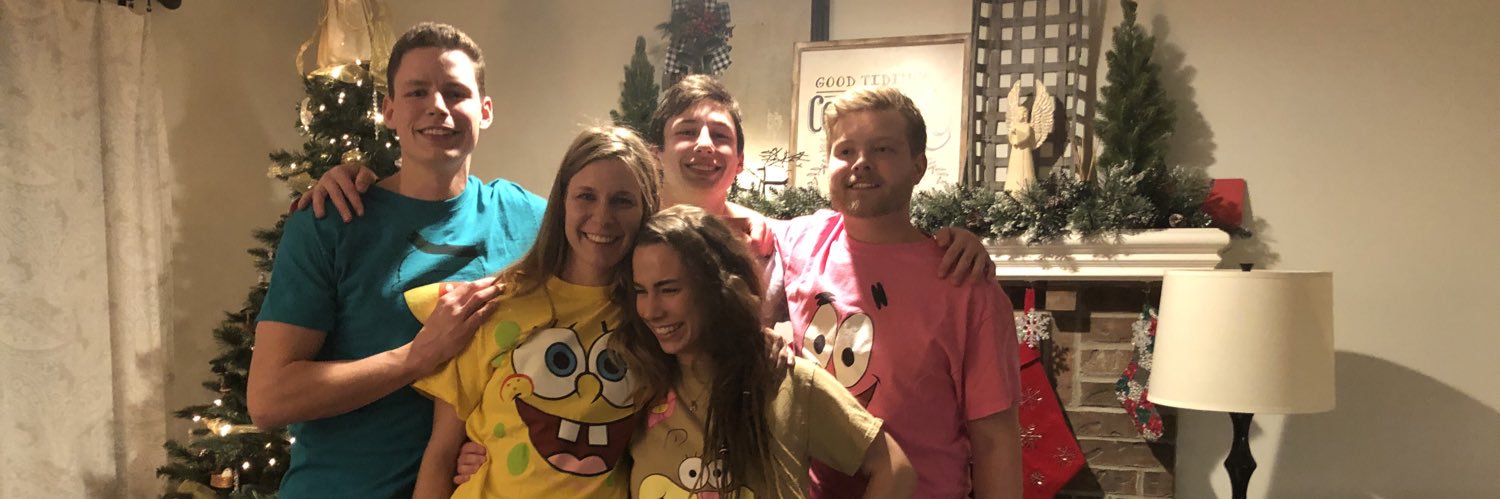 midgeypooh's profile banner image