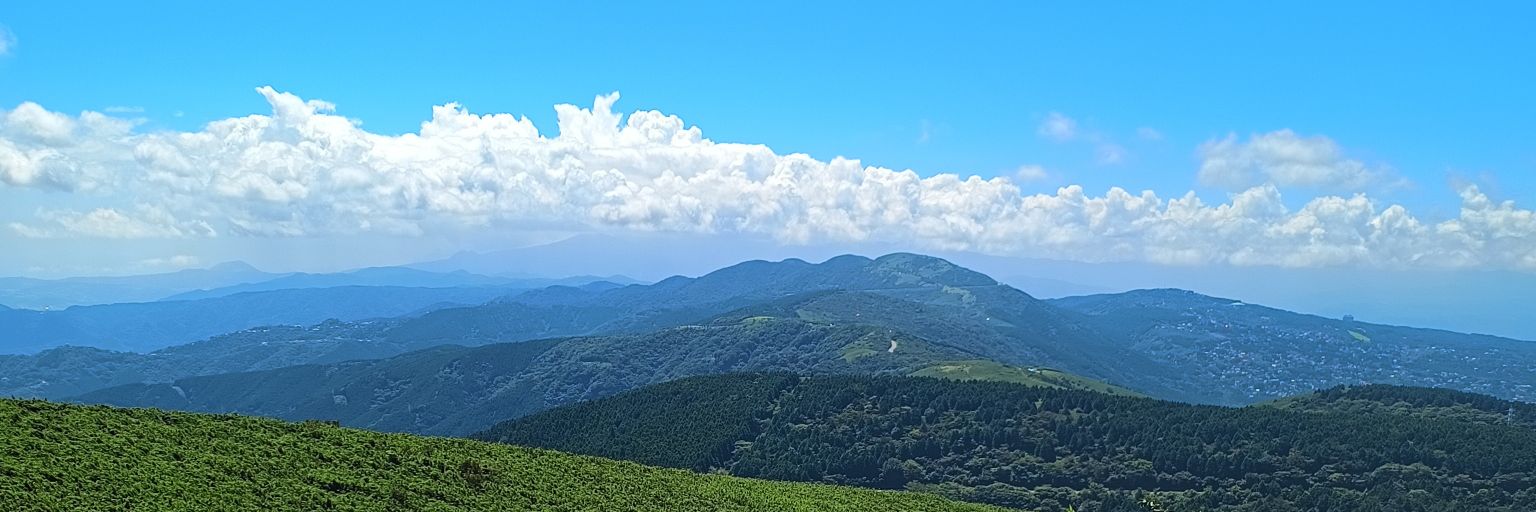 azoreek's profile banner image