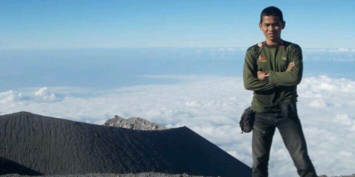 YohanSur's profile banner image