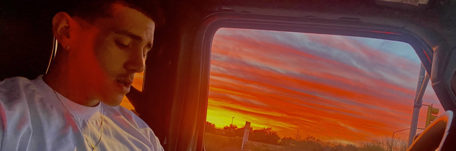 2laylo2's profile banner image