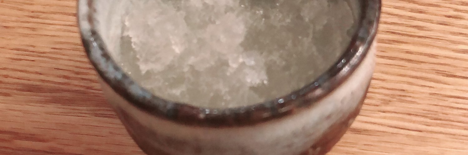 alimari8's profile banner image