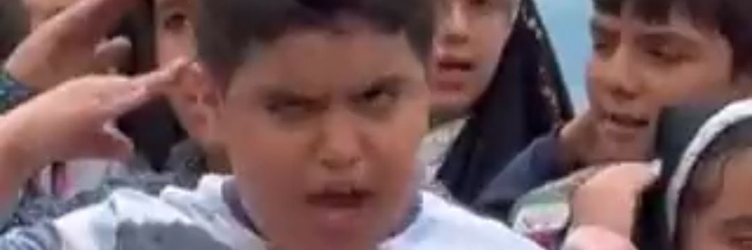 ناخدای کمی چاق banner