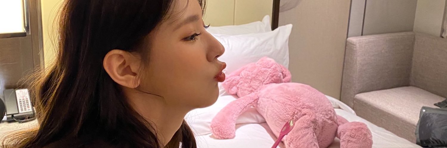 _kimbam_'s profile banner image