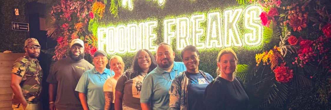 Samantha Baker☀️ banner