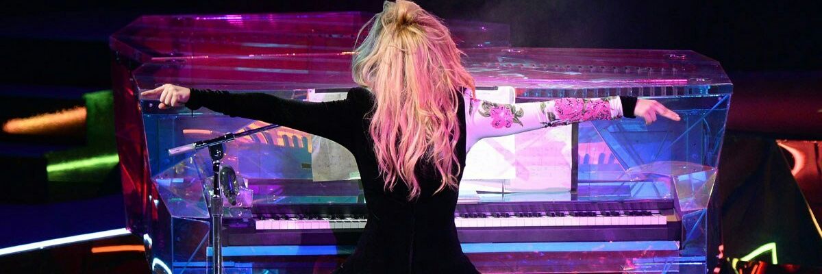 しσяєиα🌹 banner