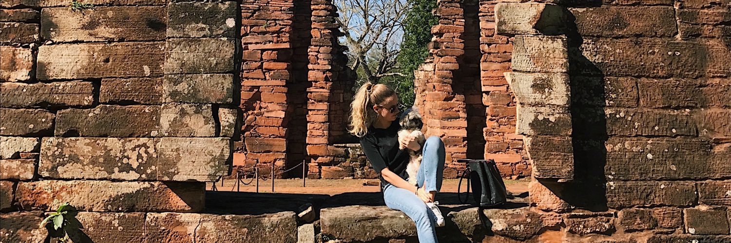 NicoletaVV's profile banner image