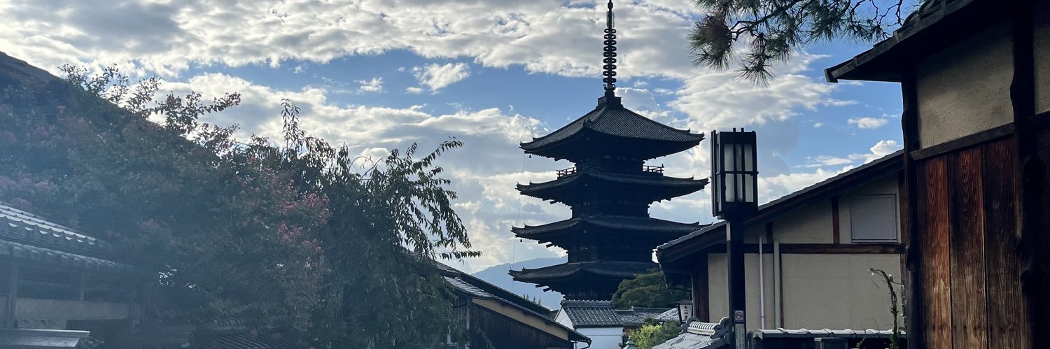 María Manzano banner