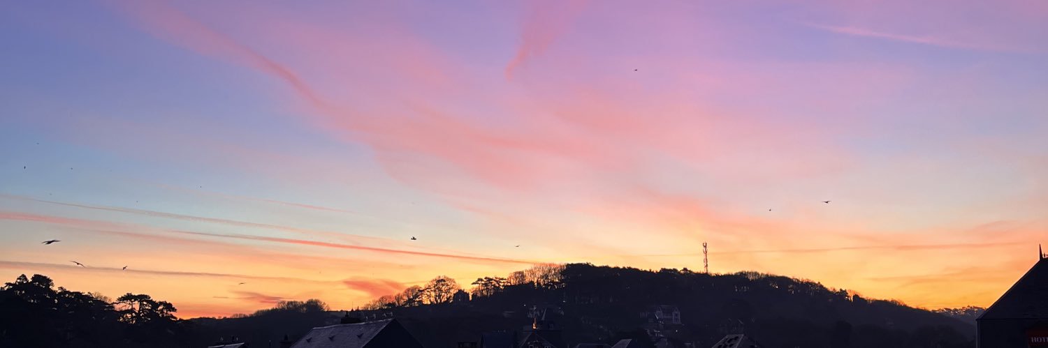 𝑭𝒂𝒓𝒂𝒉 ☃︎ banner