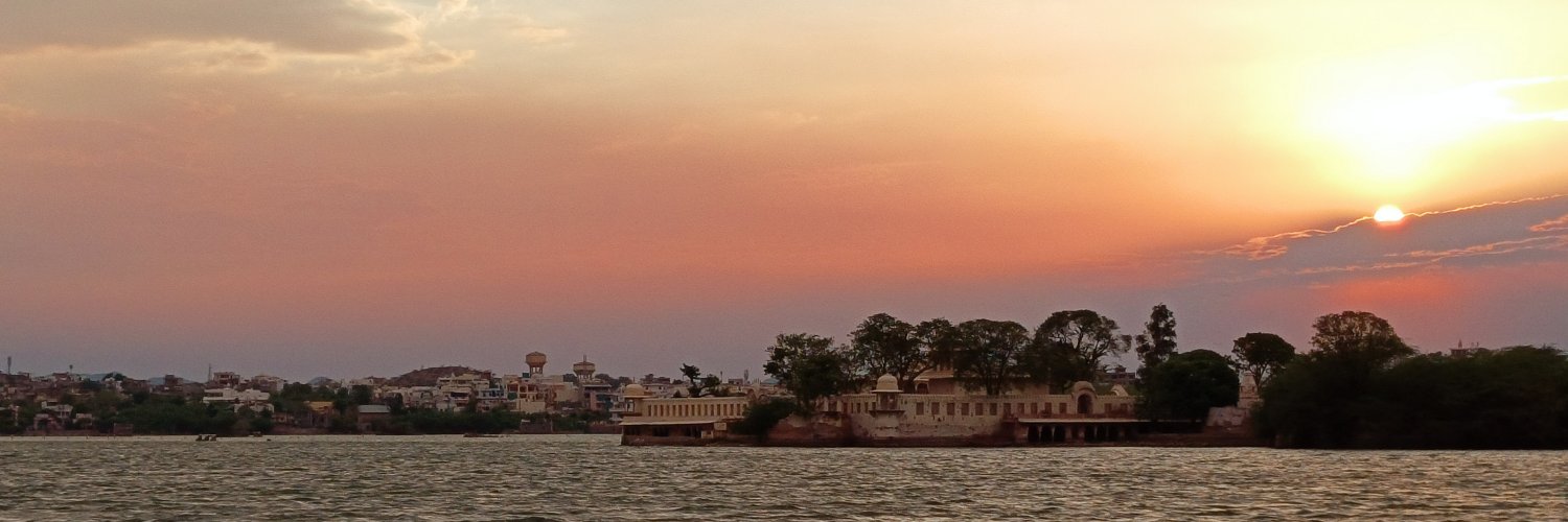 SwamiParixit's profile banner image