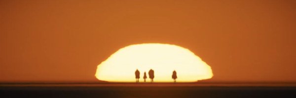 ThaConTweet Profile Banner