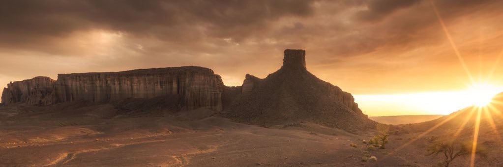 i_adi2's profile banner image