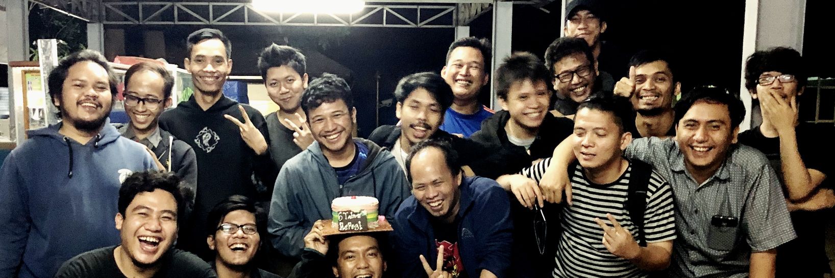 diyaniyan's profile banner image