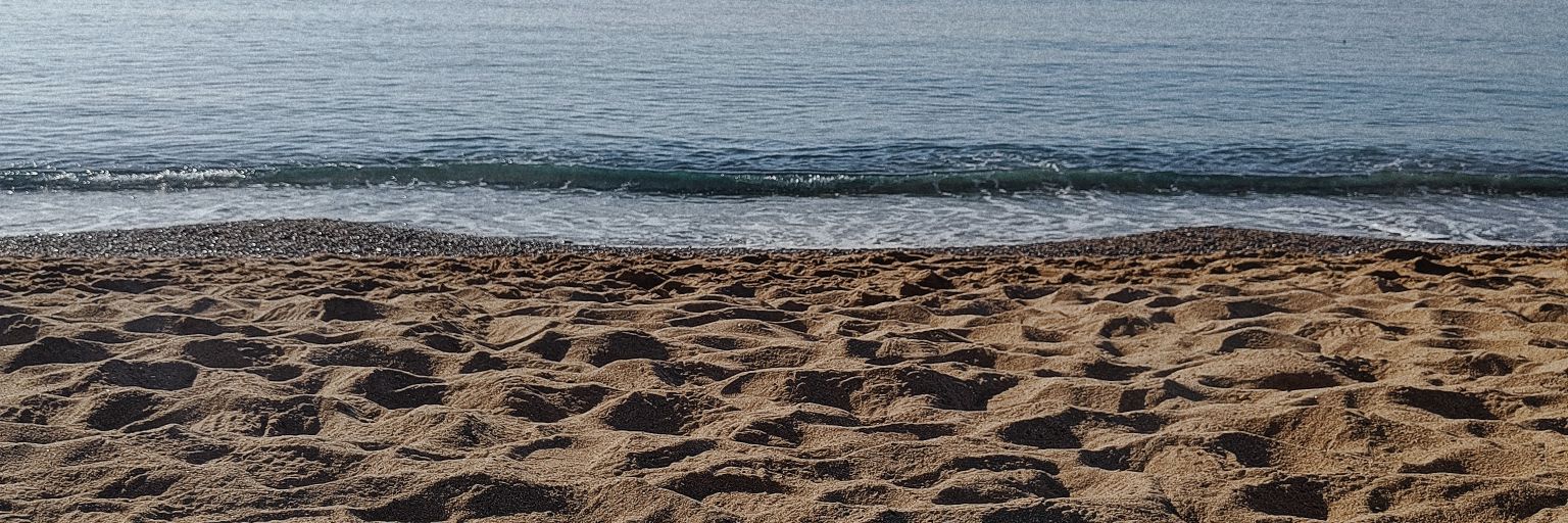 ailinber1's profile banner image