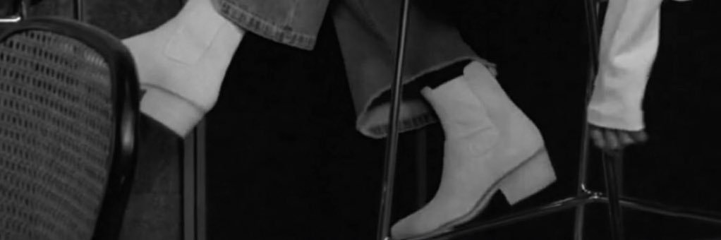 fur banner