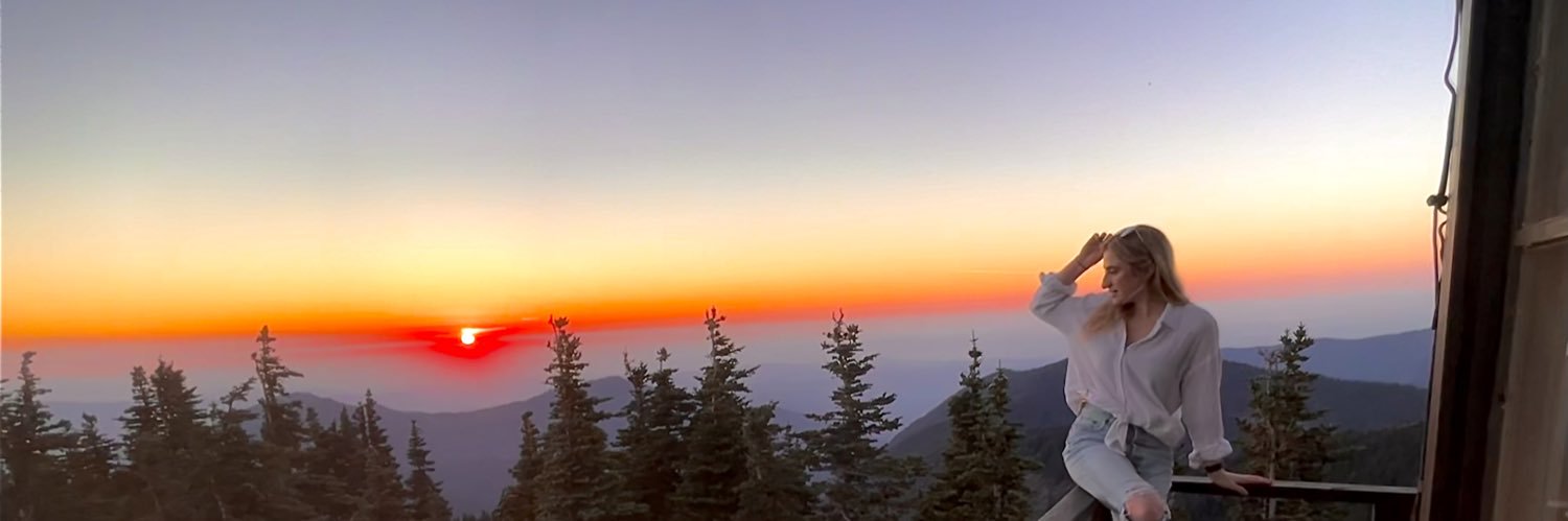 SavannahCrowley's profile banner image