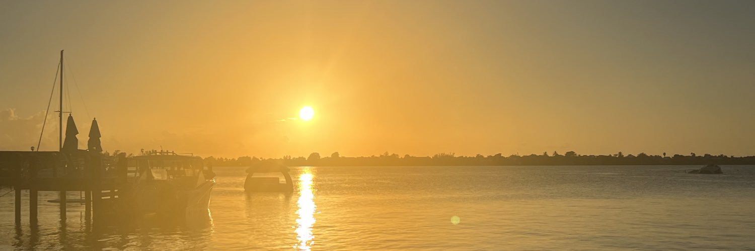theelkingtonway's profile banner image