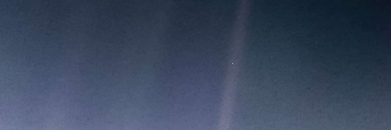 EY banner