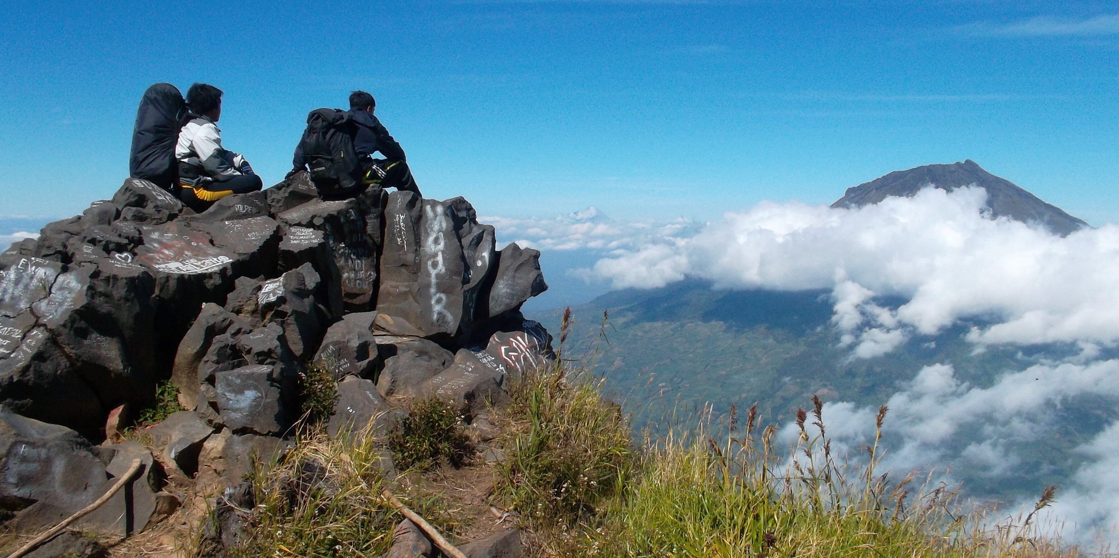 dhisade's profile banner image