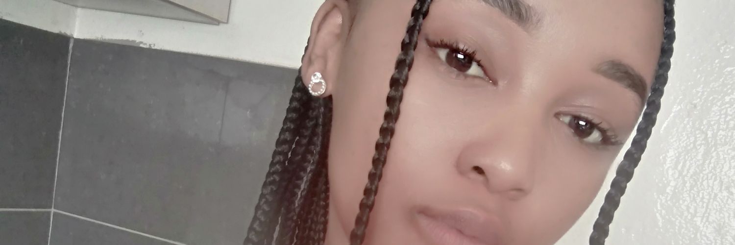 Cleopatra_Si's profile banner image