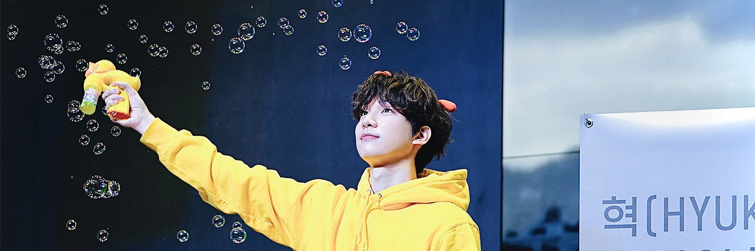 눈썹달 :: crescent moon's banner