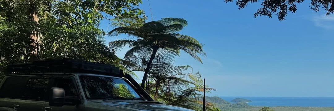 Elle9014's profile banner image