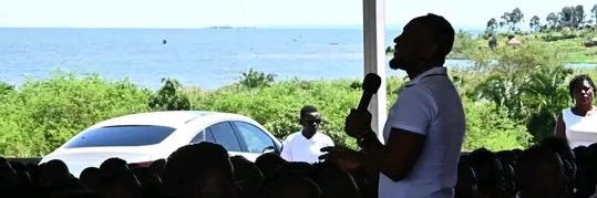 Agaba Derrick 🌍 banner