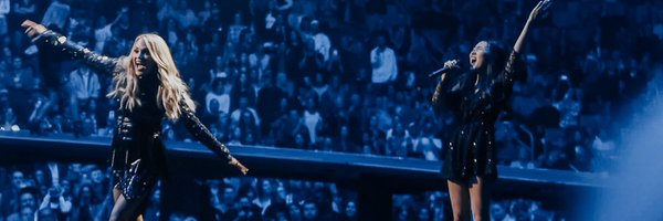 SapphireSwiftie Profile Banner