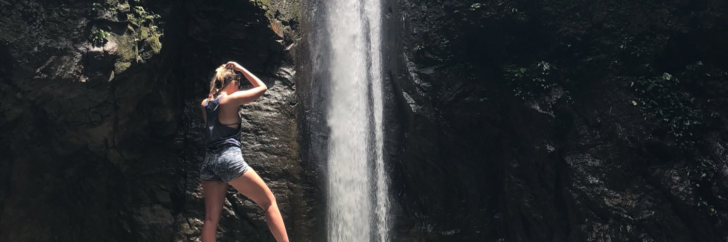 taaayllor's profile banner image