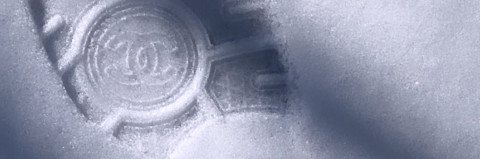 devinaariel's profile banner image