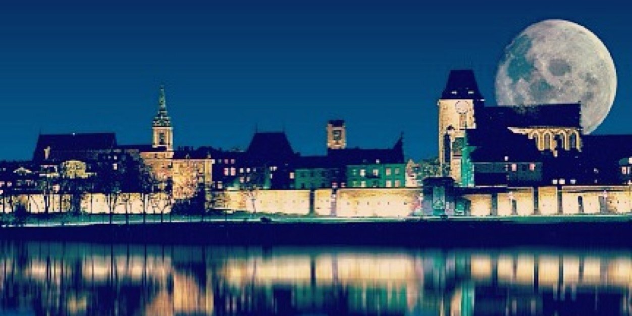 Przemek Karnowski banner