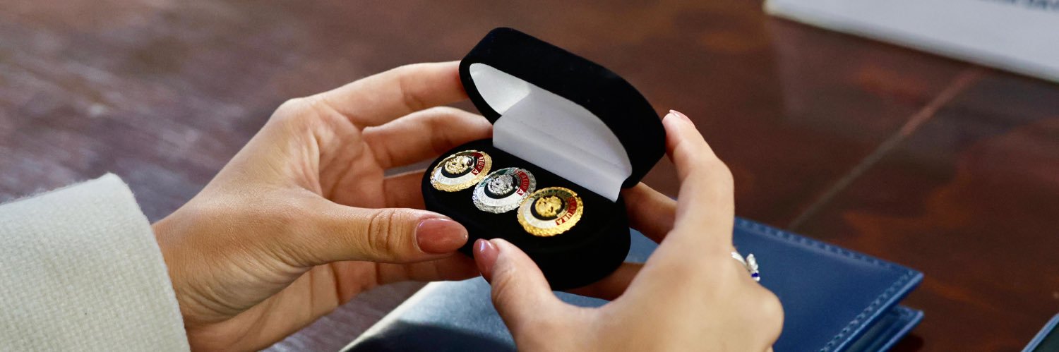 Alexia Dávila banner