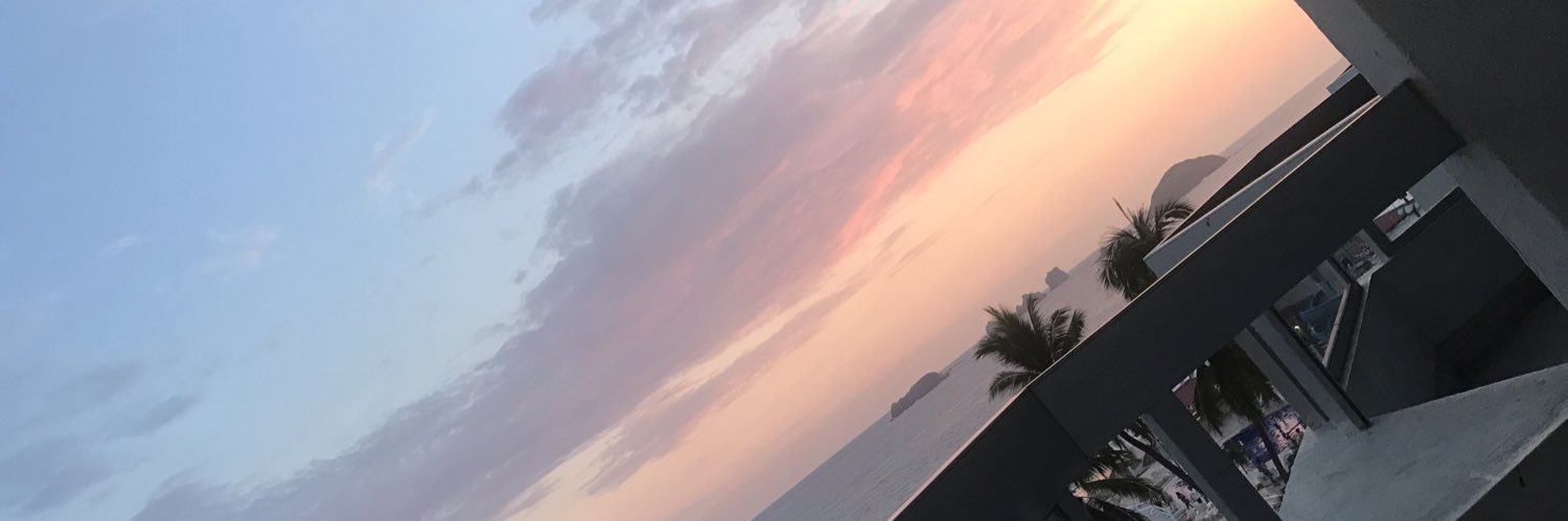 3Weendy's profile banner image