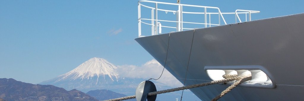 yf211's profile banner image