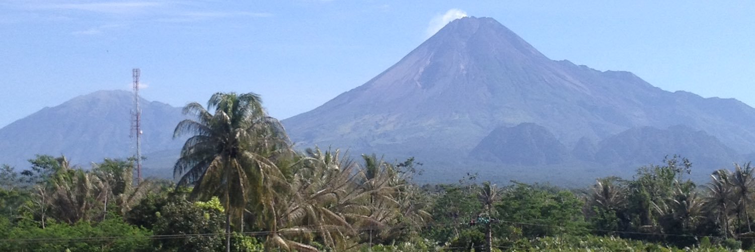 ini_turi's profile banner image