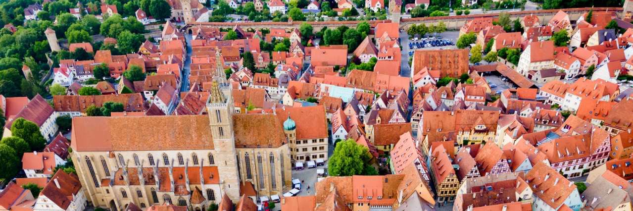 クラウディアK.S. banner