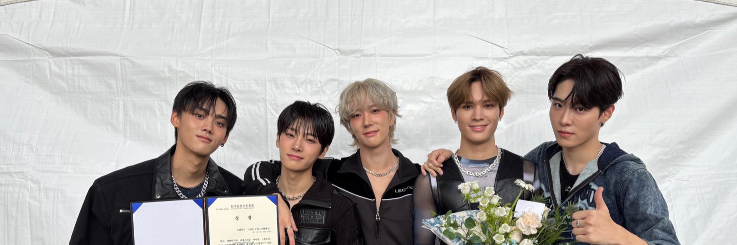 86chang's profile banner image