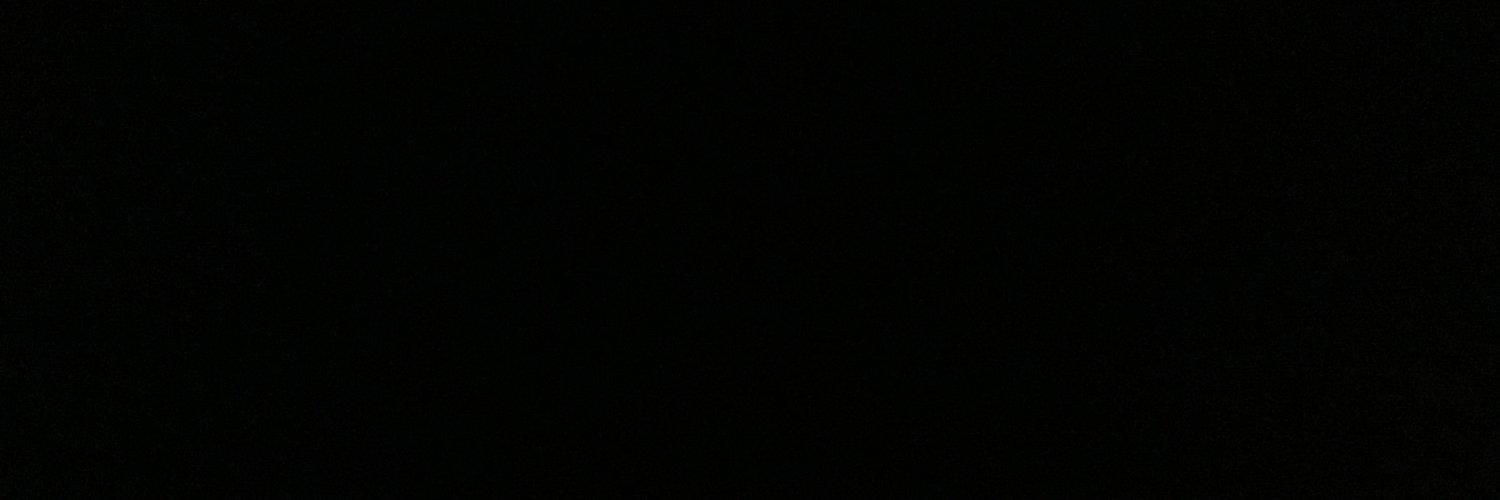 L banner