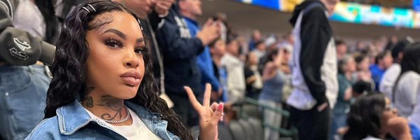 SLUTTYKIAA1 Profile Banner