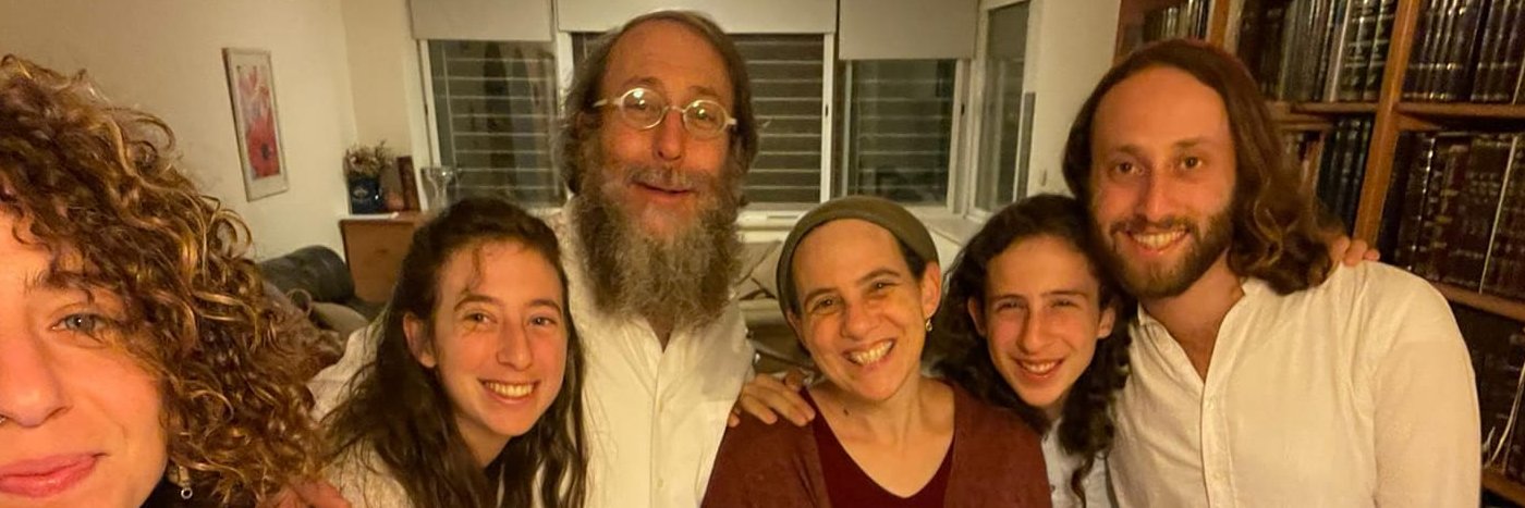 ravaaron's profile banner image