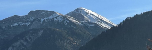 trieuphu10 Profile Banner