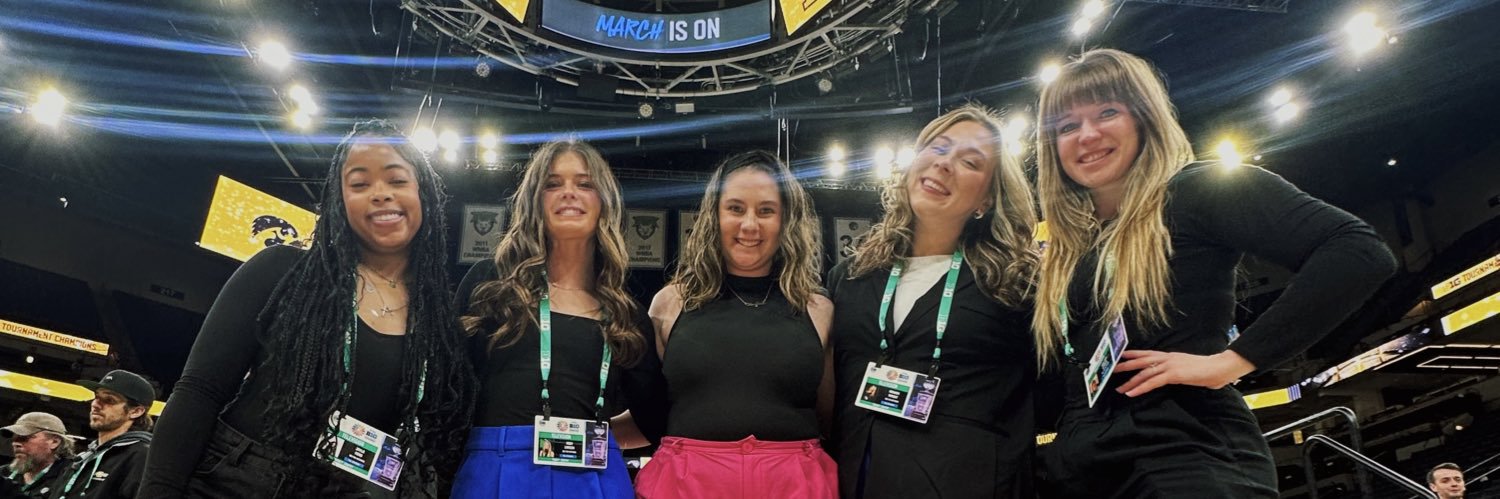 hannahnwright_'s profile banner image