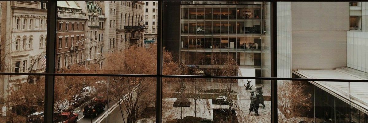 🤍 banner