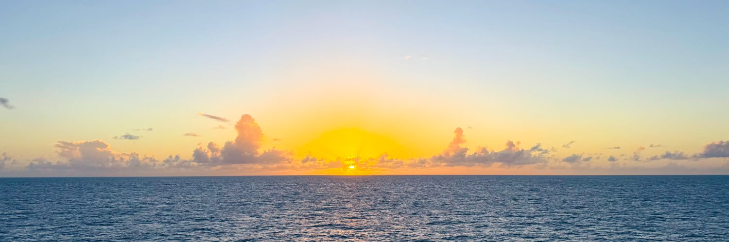 T•• ✨💗✈️🌈🍀✨ banner