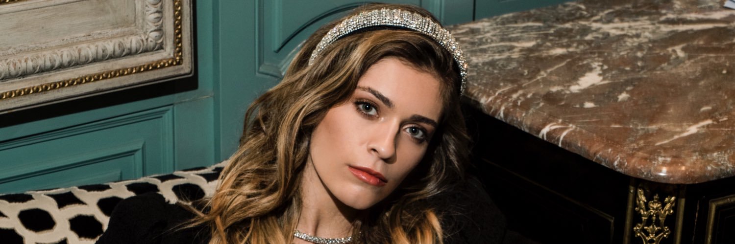 Lauralyne Demesmay banner