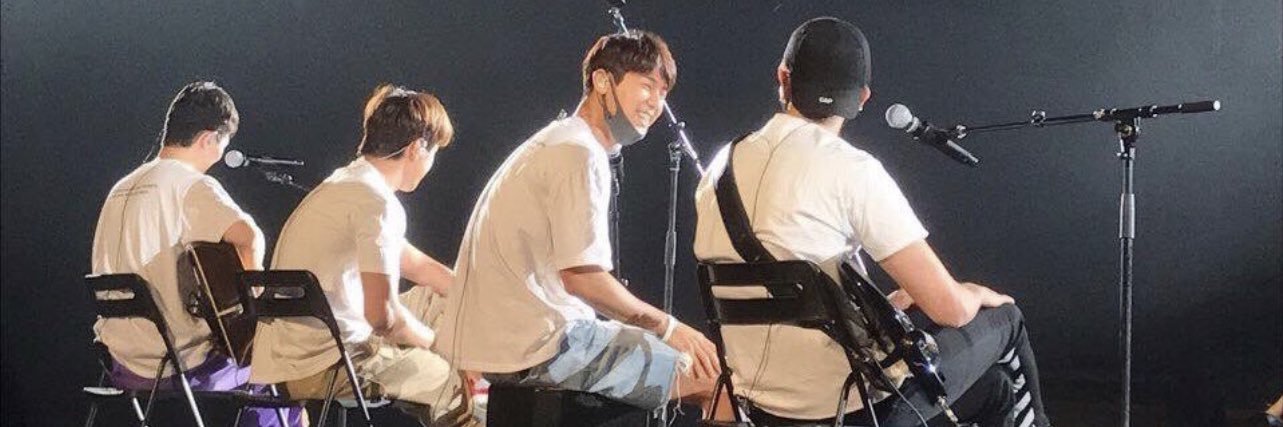 lจอนอl banner