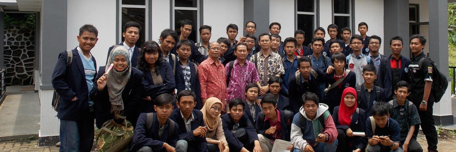 Muhammad Charis banner