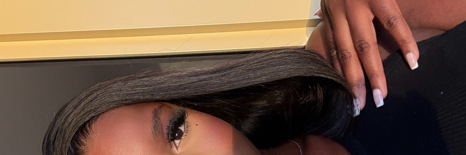 𝑶𝒎𝒂𝒍𝒊𝒄𝒉𝒂 🦋 banner