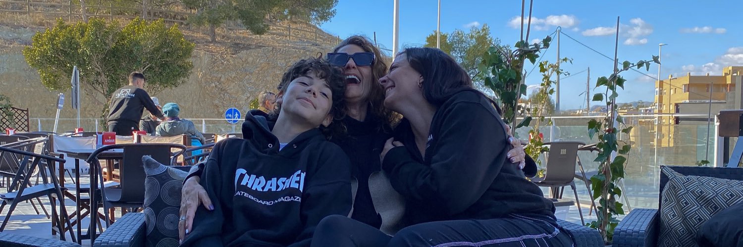 notro22's profile banner image