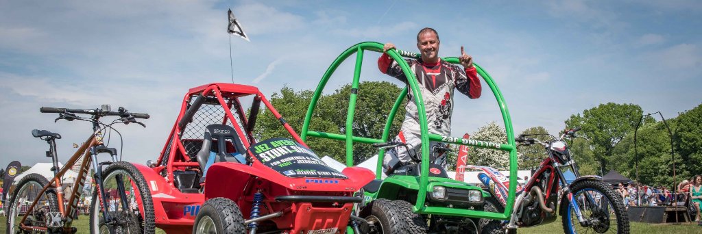 Jez Avery Stunt Shows banner